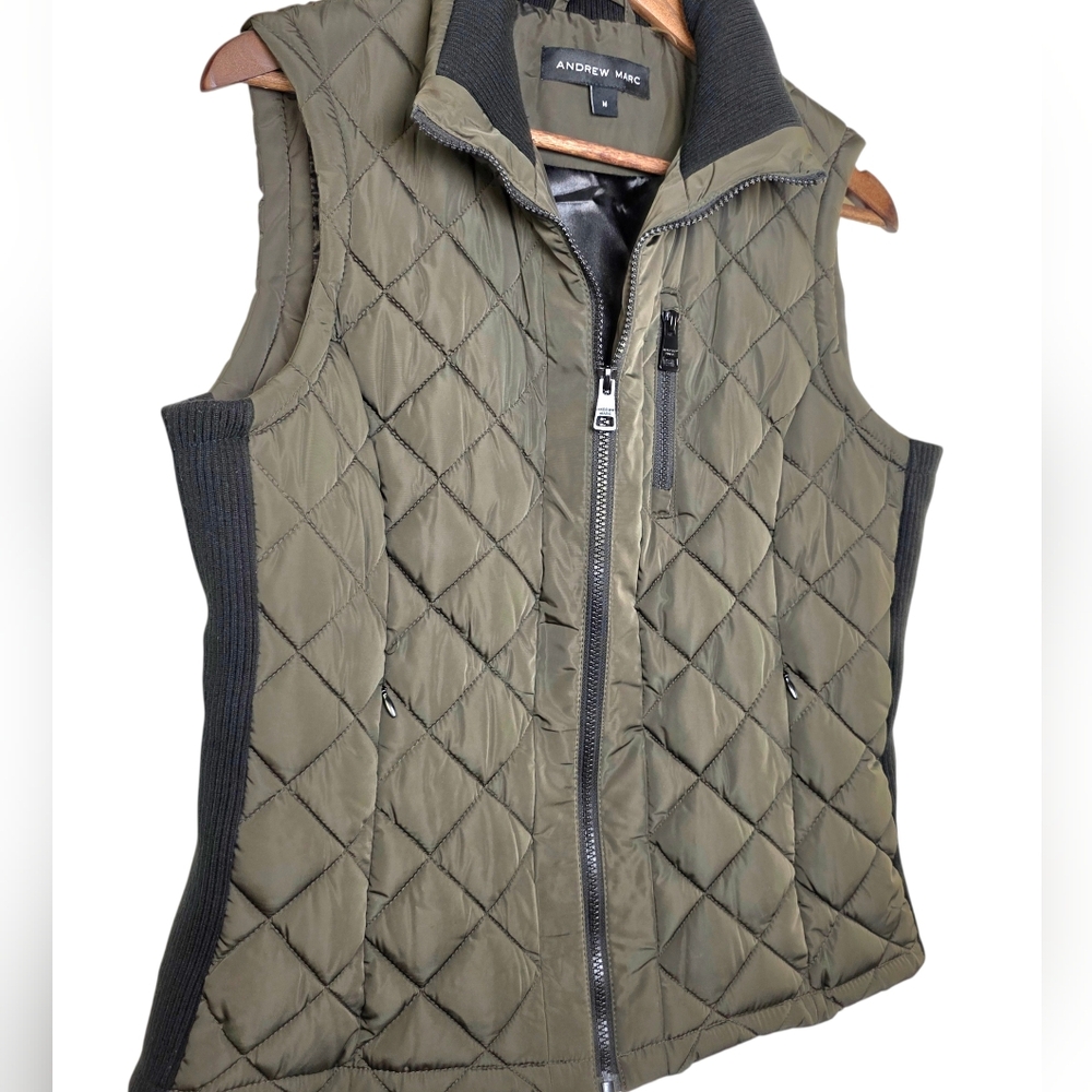 Andrew Marc Women's Quilted Puffer Vest Full Zip β Earthy Khaki Green β Size M - Picture 3 of 17